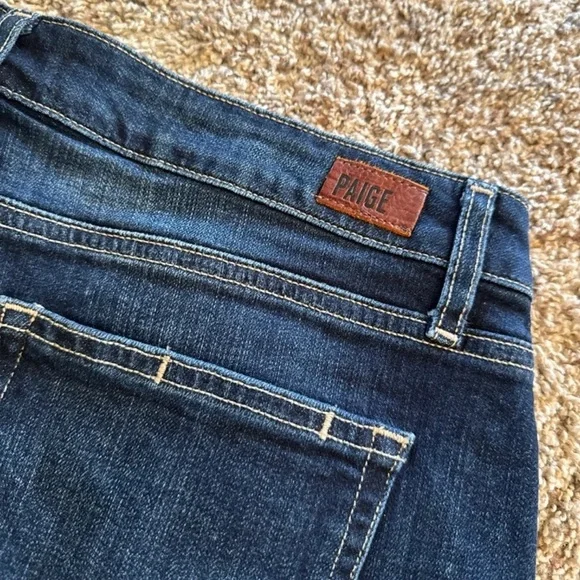 NWT PAIGE Jimmy Jimmy Short Cuffed Dark Wash 
size 28 - Picture 11 of 12